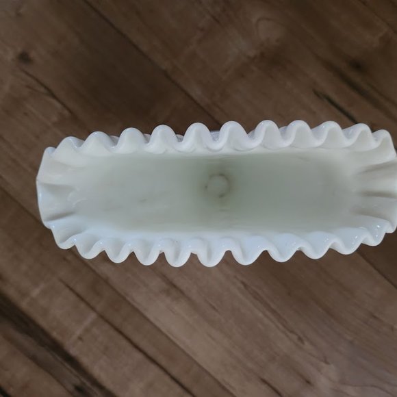 Vintage Fenton Hobnail Vase - Picture 5 of 5